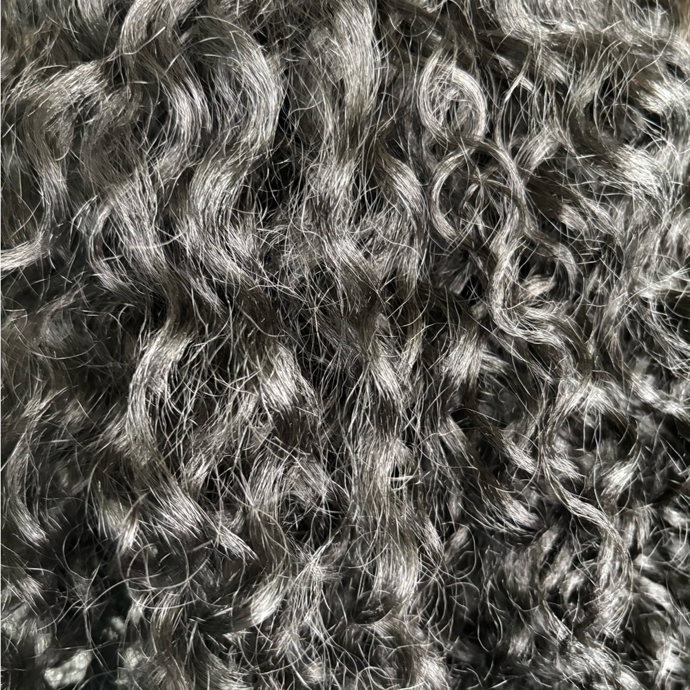 Wig - Picture 5 of 10